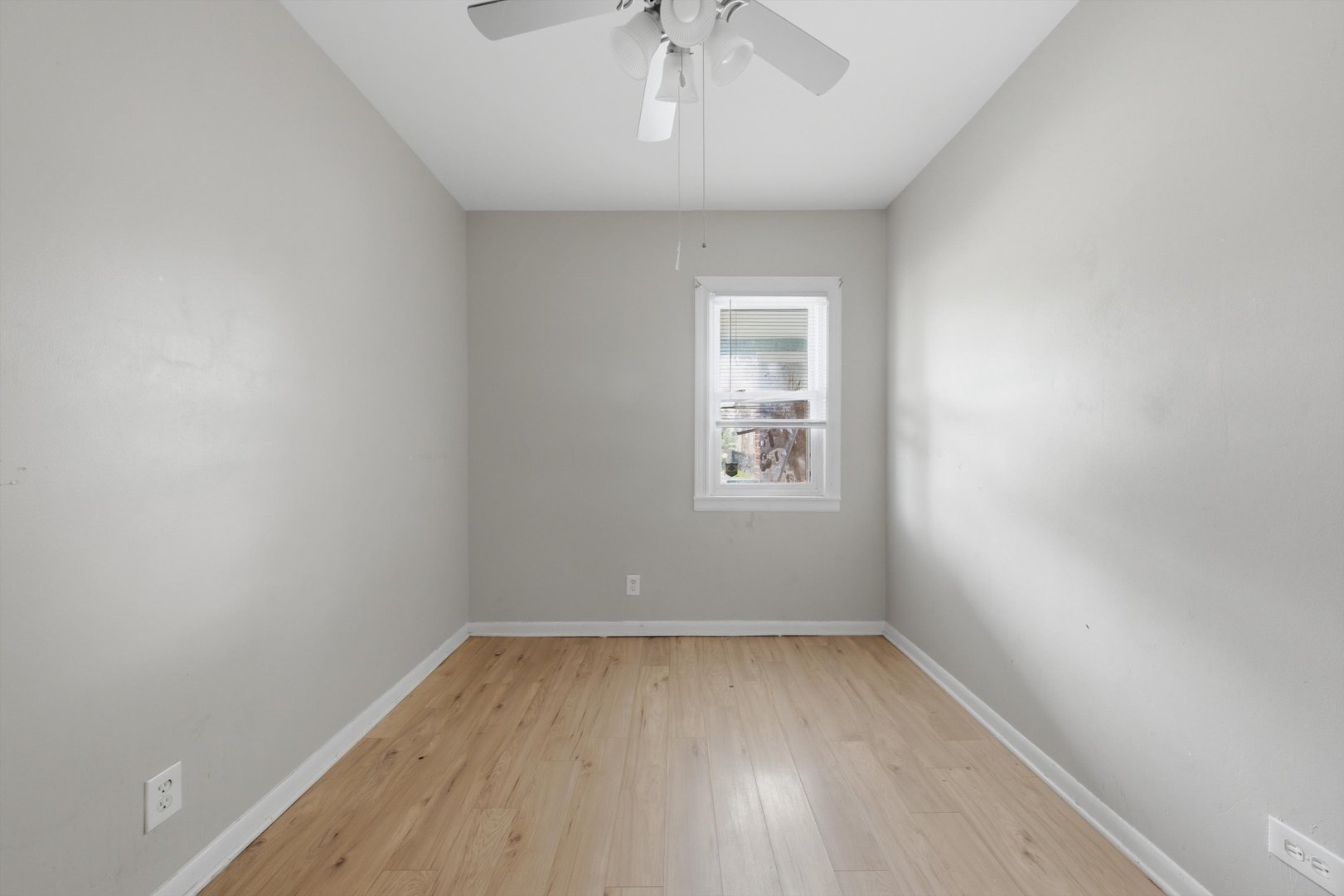 9516 S Yale Avenue Property Photo 30