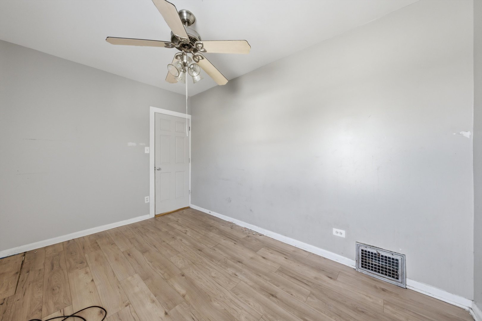 9516 S Yale Avenue Property Photo 35