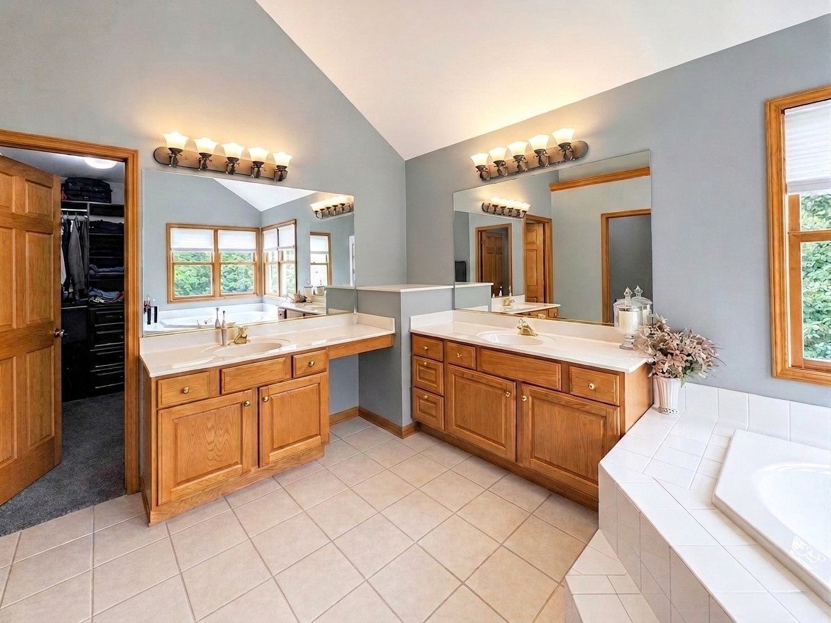 376 Amy Court Property Photo 25