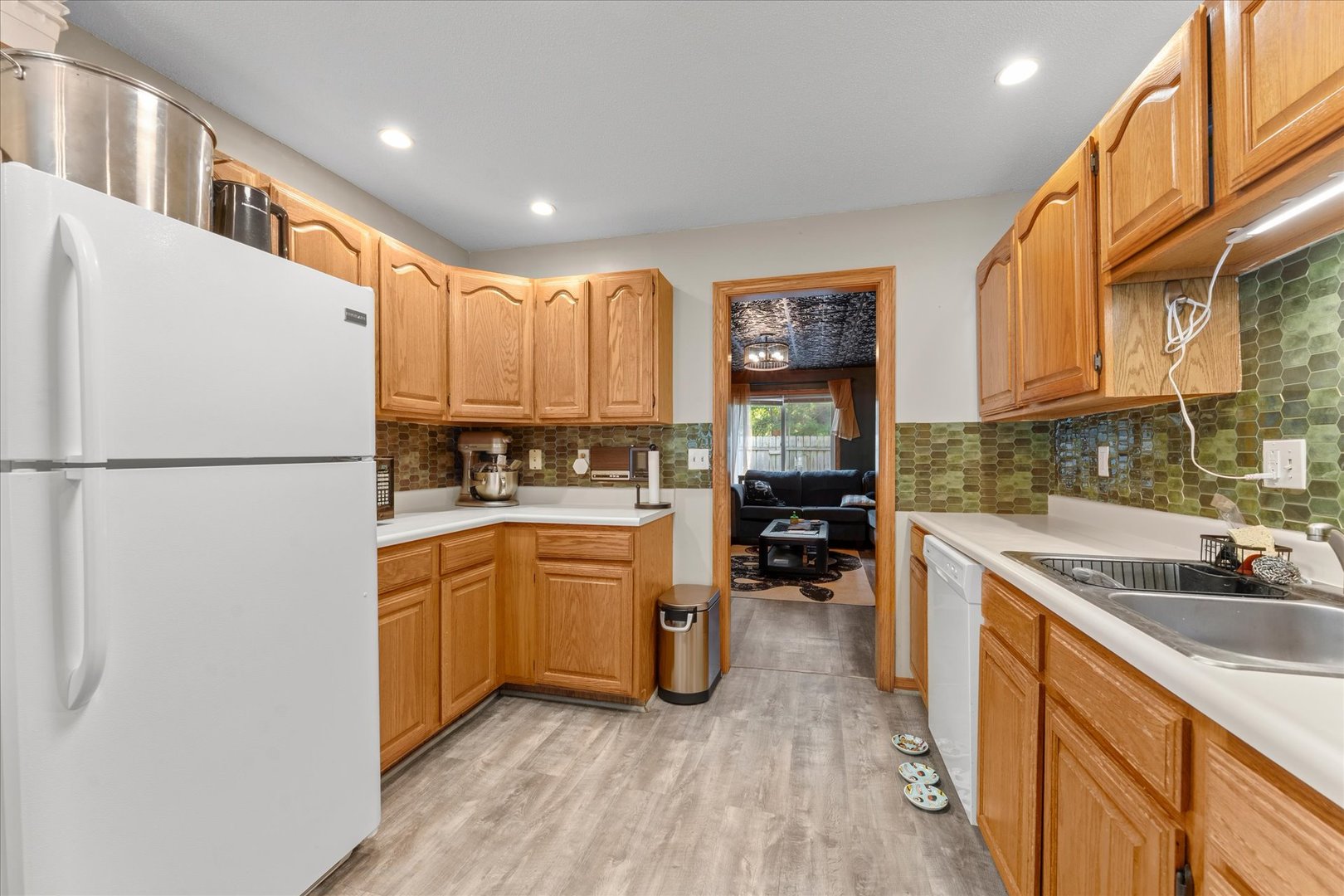 1319 E Harding Drive A Property Photo 16