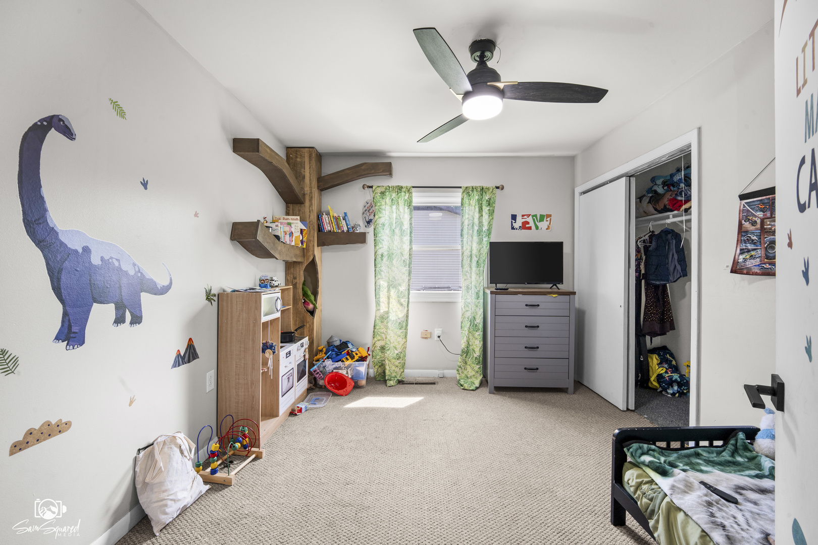 856 N Western Hills Drive Property Photo 19