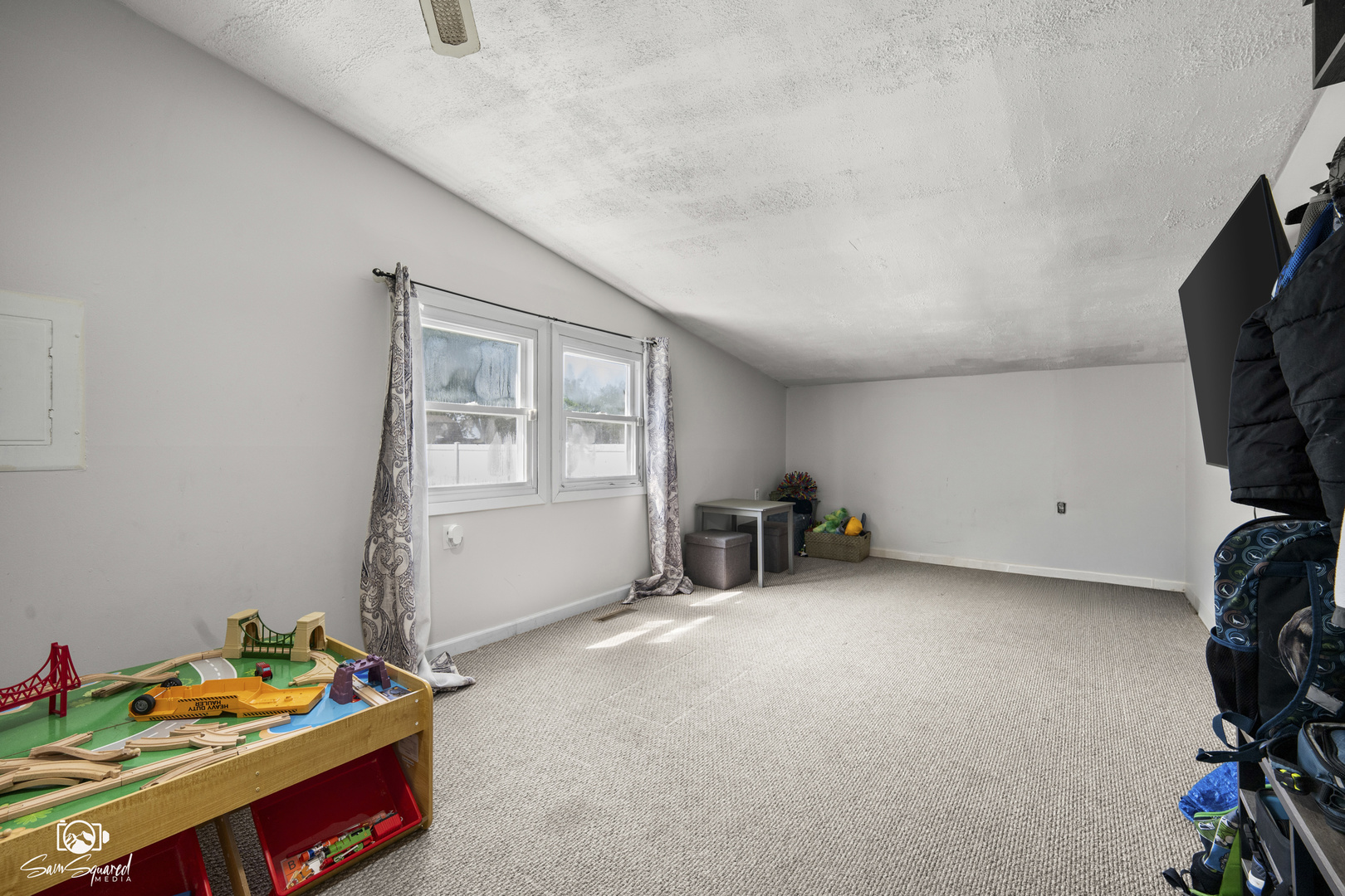 856 N Western Hills Drive Property Photo 21