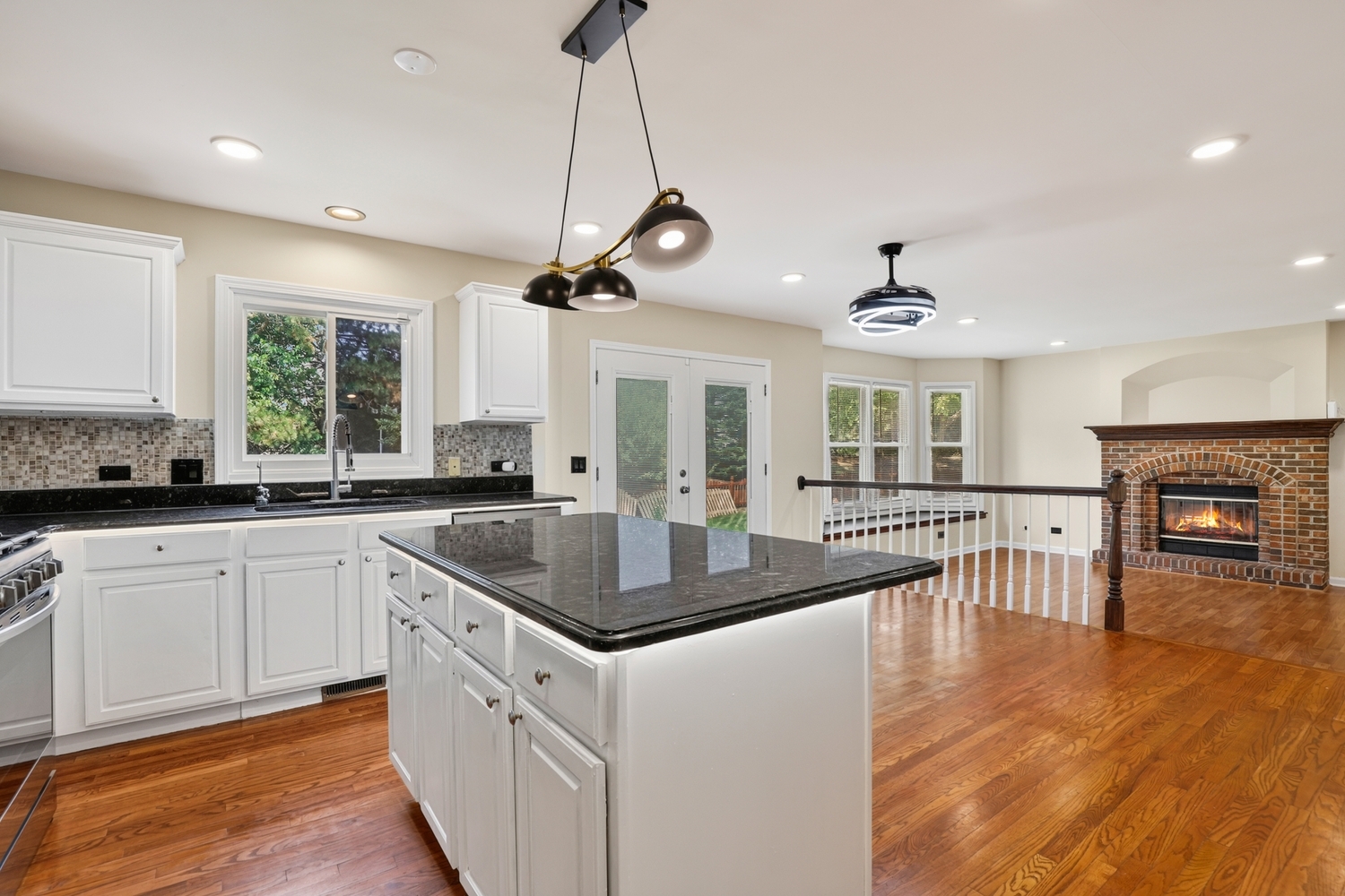 3479 Charlemaine Drive Property Photo 14