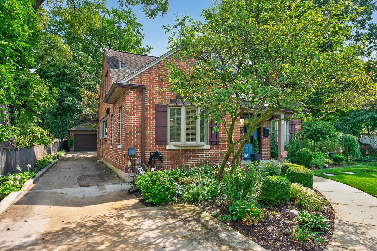 311 N Gardiner Avenue Property Photo 3