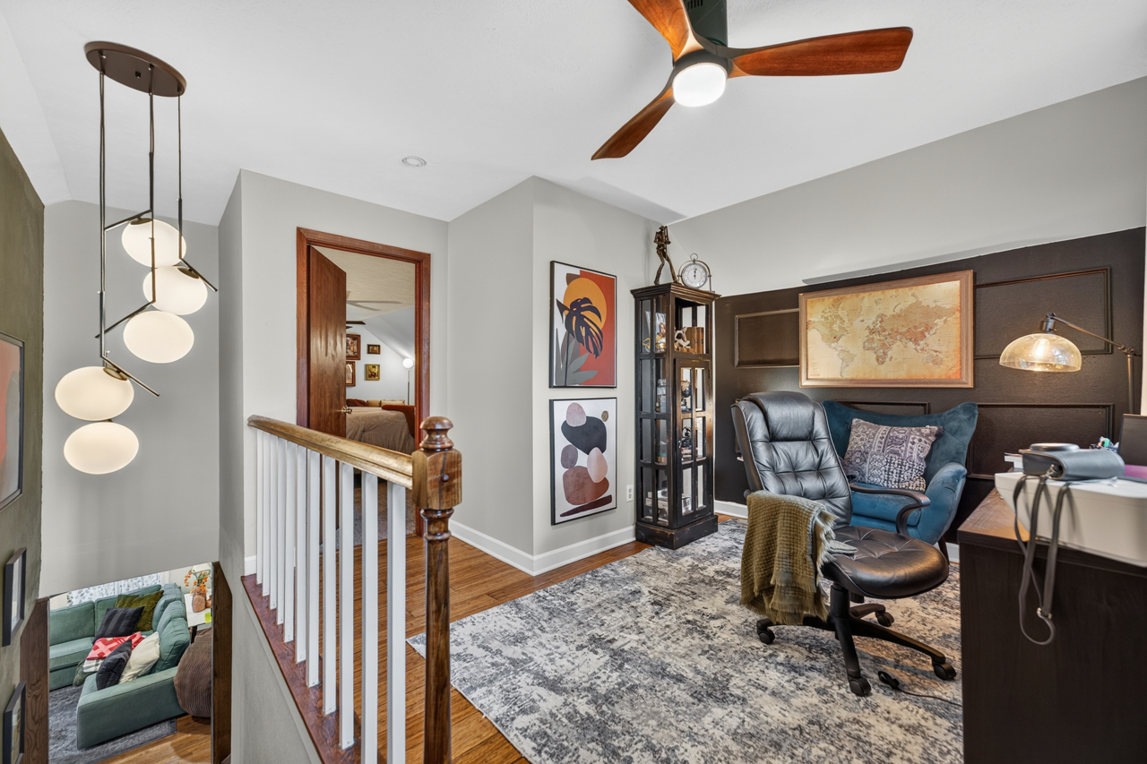 311 N Gardiner Avenue Property Photo 28