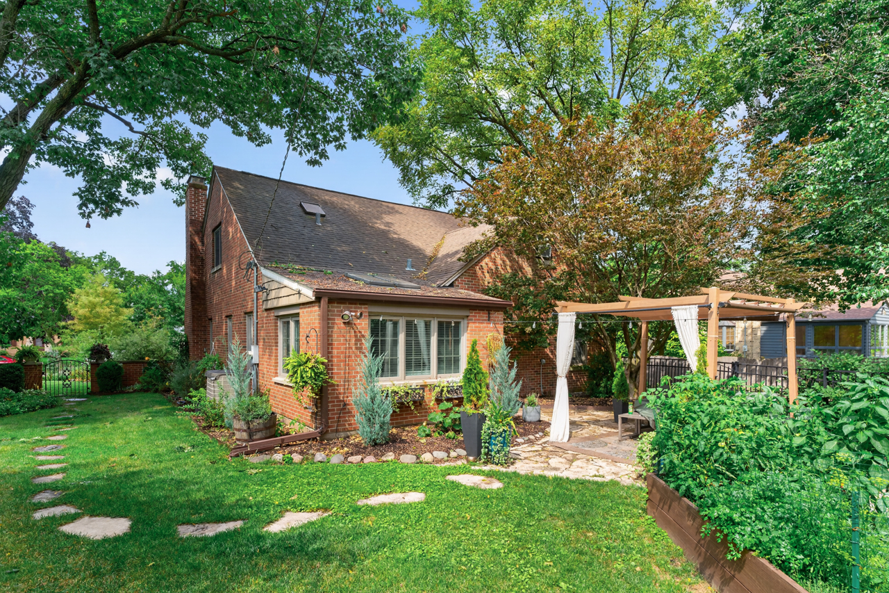 311 N Gardiner Avenue Property Photo 41