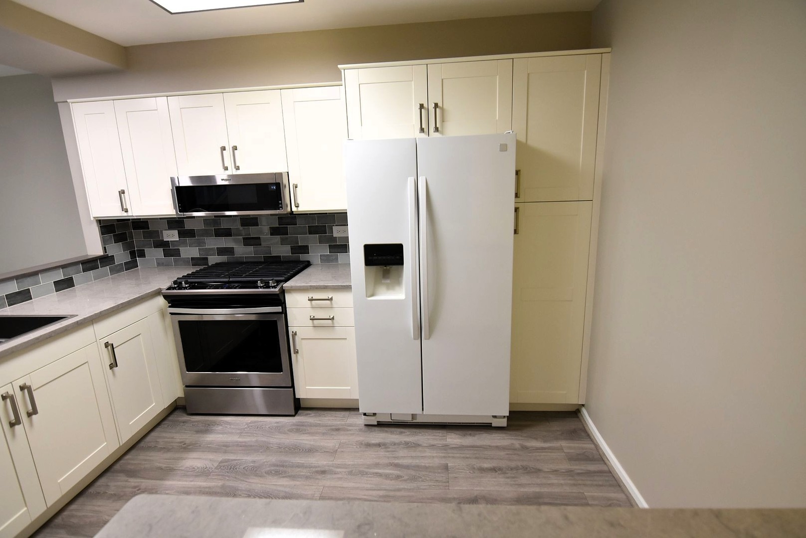 1285 Coldspring Road Property Photo 4