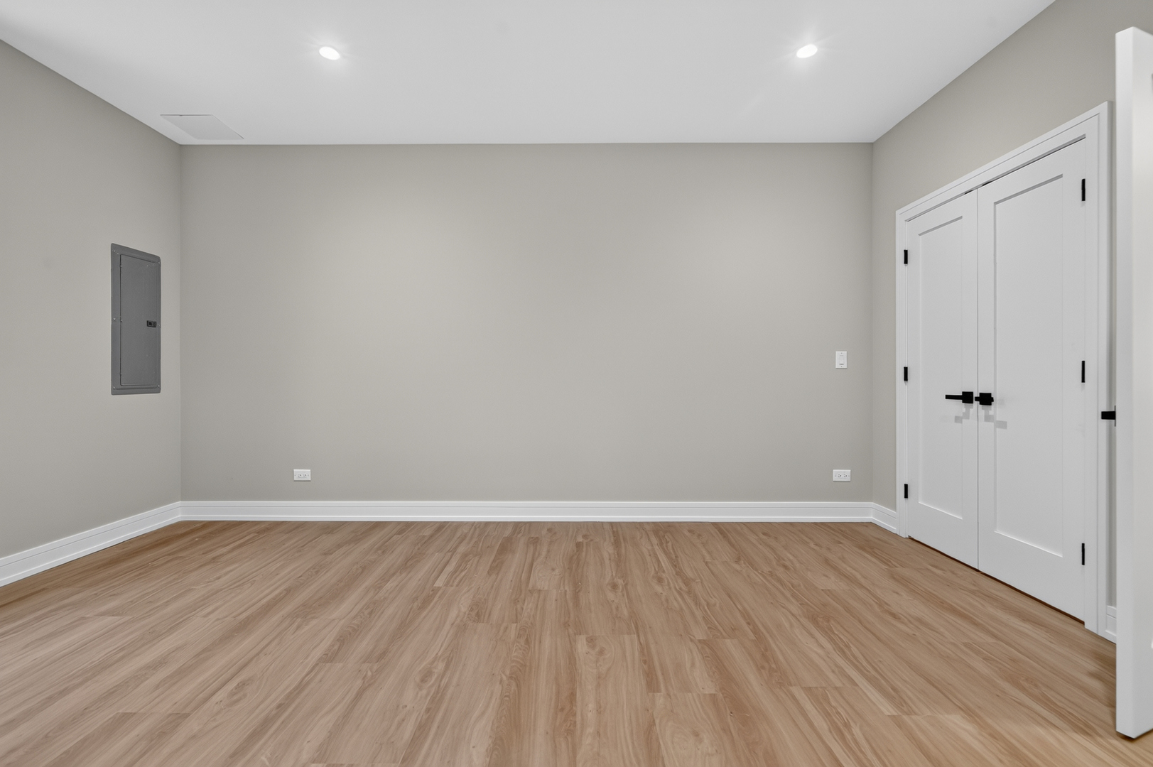 1841 Western Avenue Property Photo 48