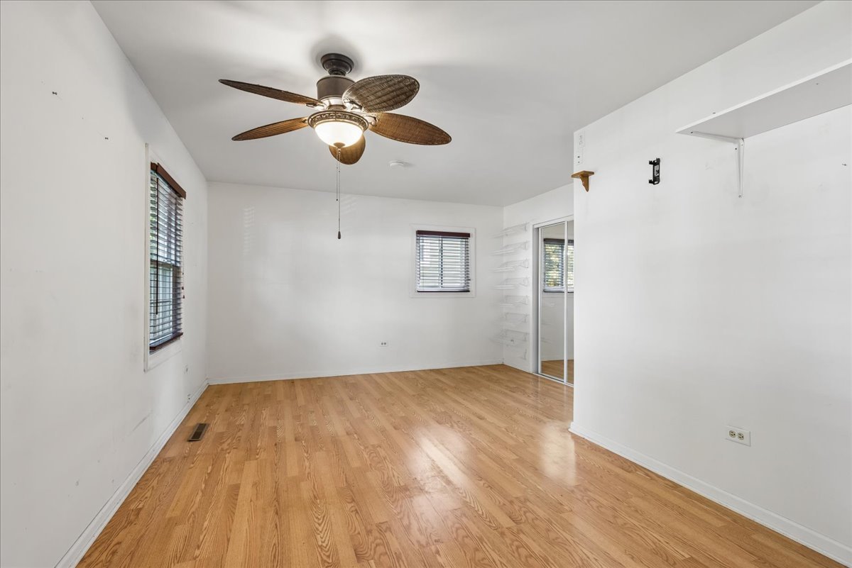 419 E Fullerton Avenue Property Photo 12