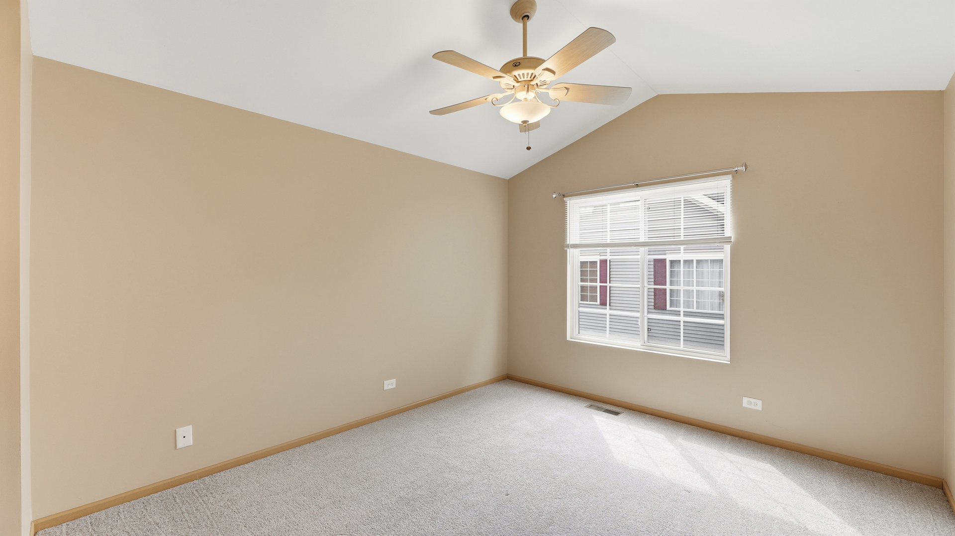 3 Windsor Circle A Property Photo 10