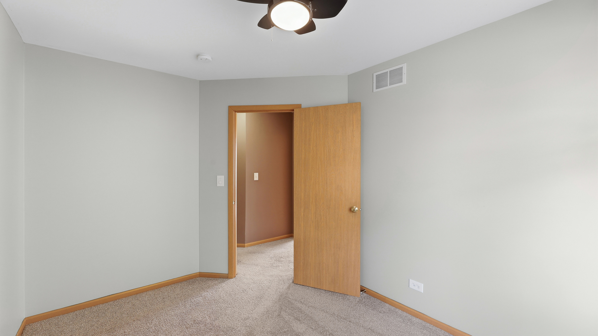 3 Windsor Circle A Property Photo 13