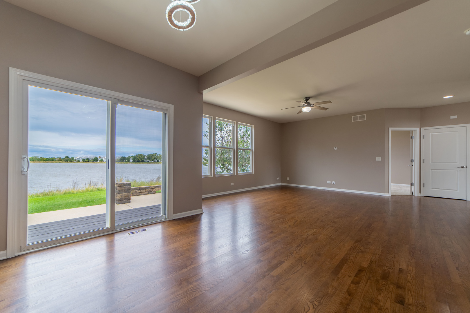 196 Chapin Way Property Photo 19