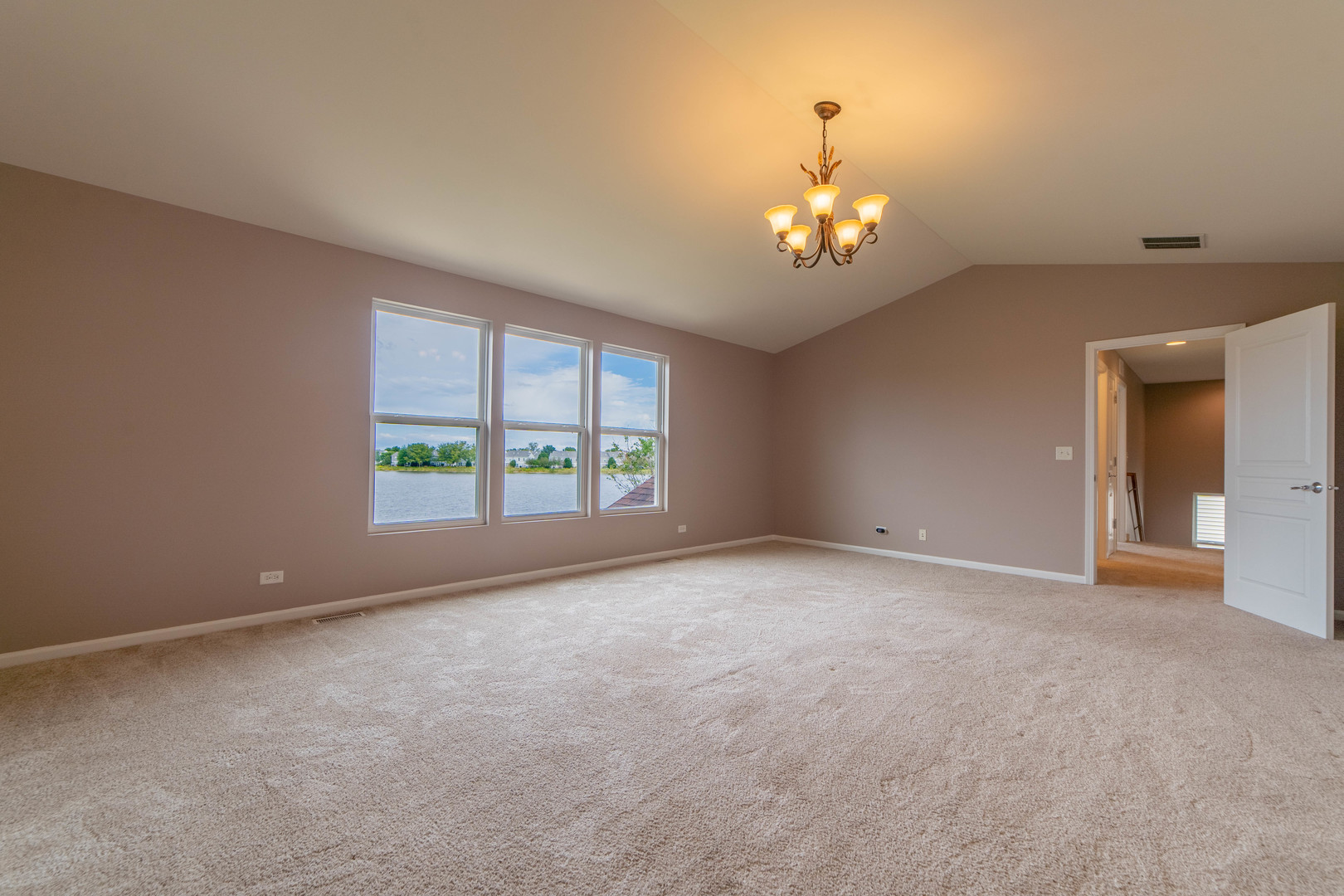 196 Chapin Way Property Photo 25