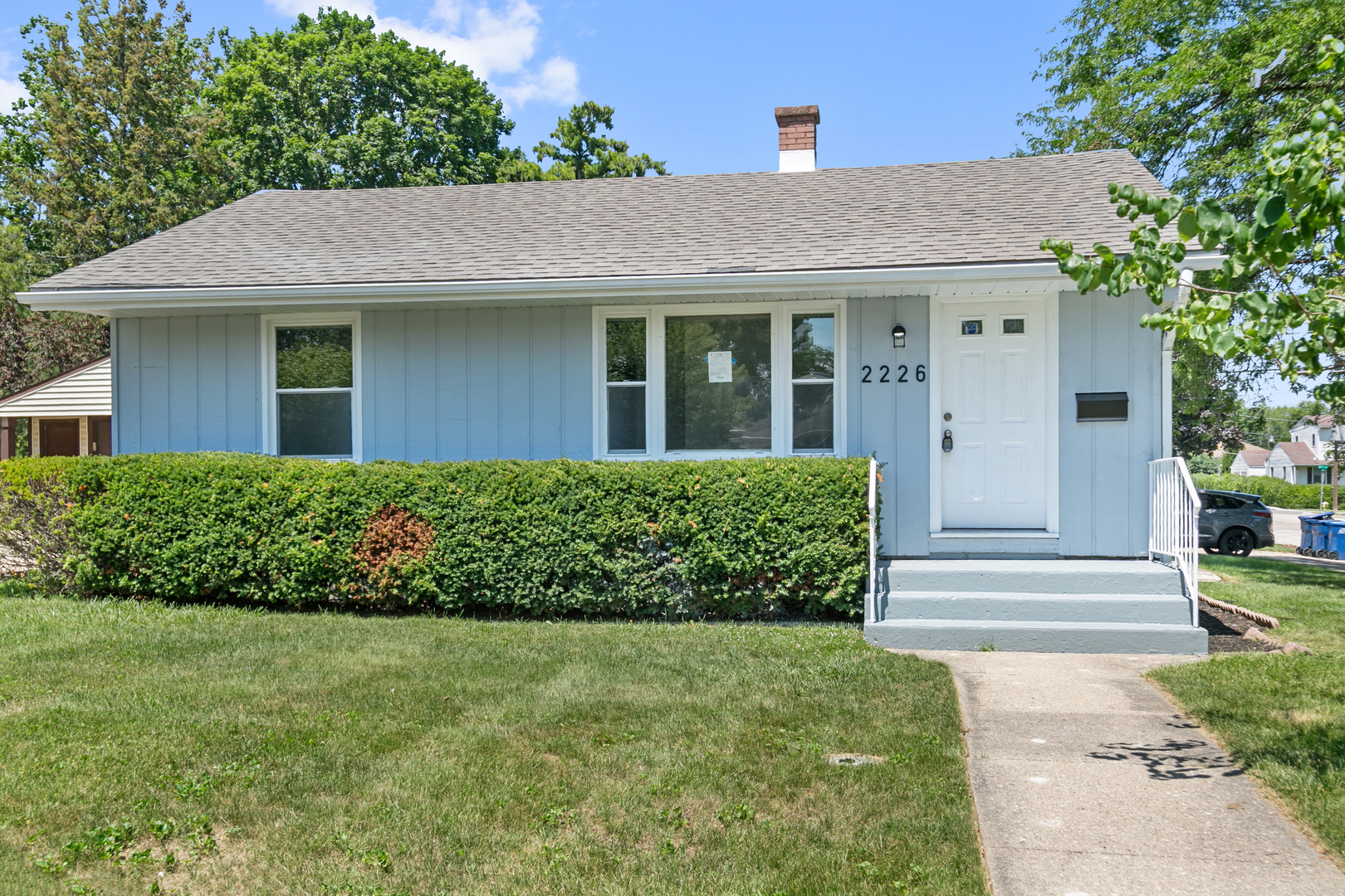 2226 Marshall Parkway Property Photo 1