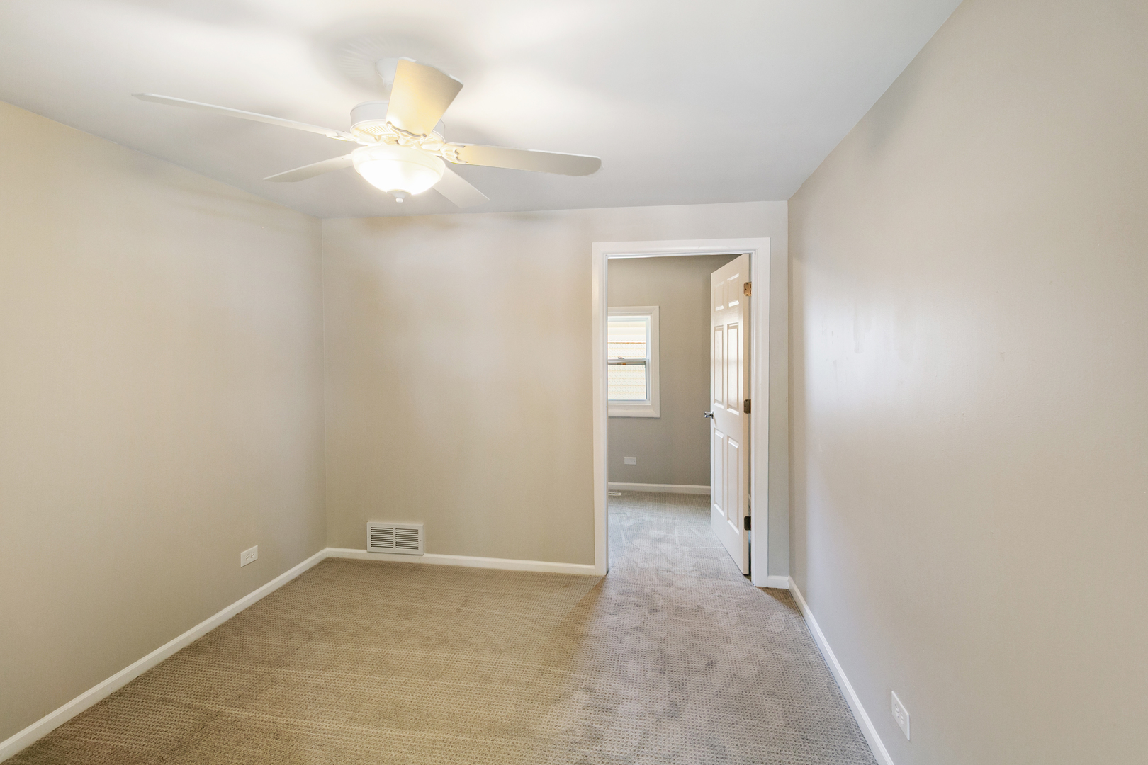 2226 Marshall Parkway Property Photo 27