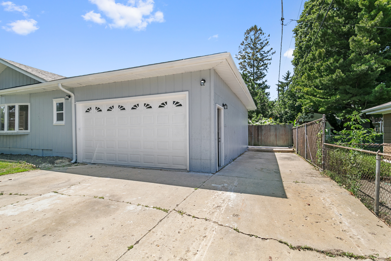 2226 Marshall Parkway Property Photo 43