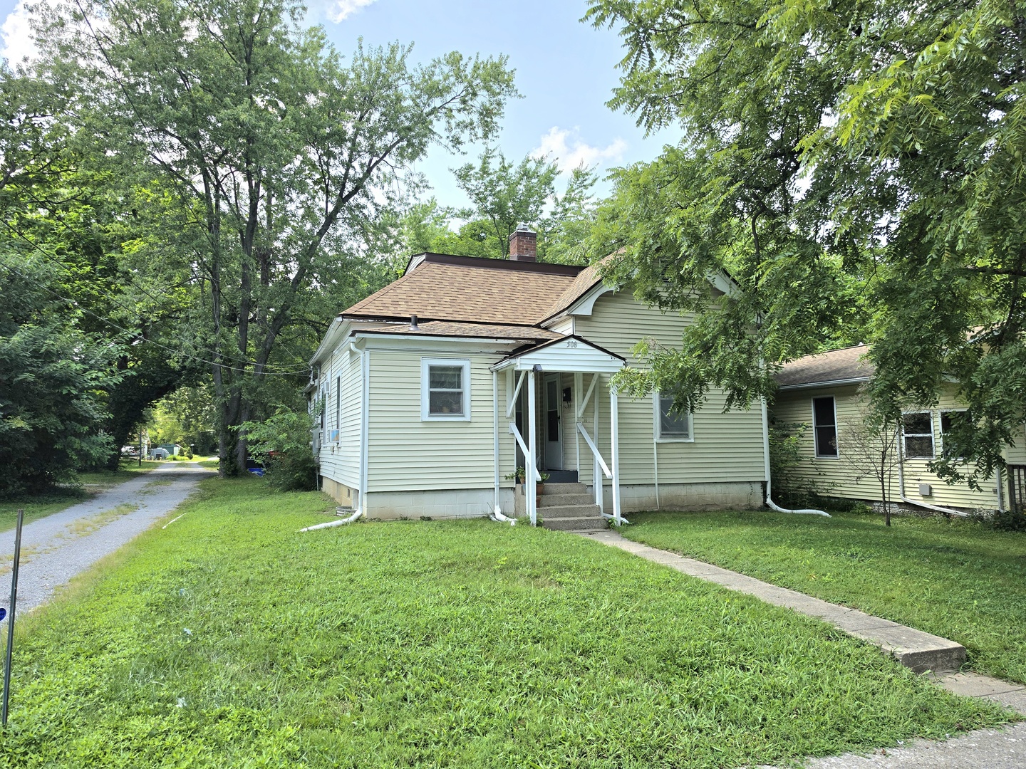 508 N Michaels Street Property Photo 2