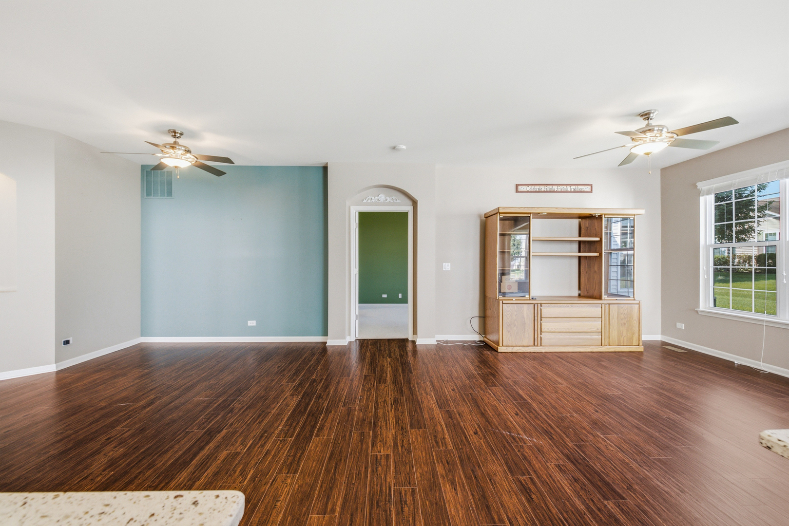 1666 Francis Drive Property Photo 4