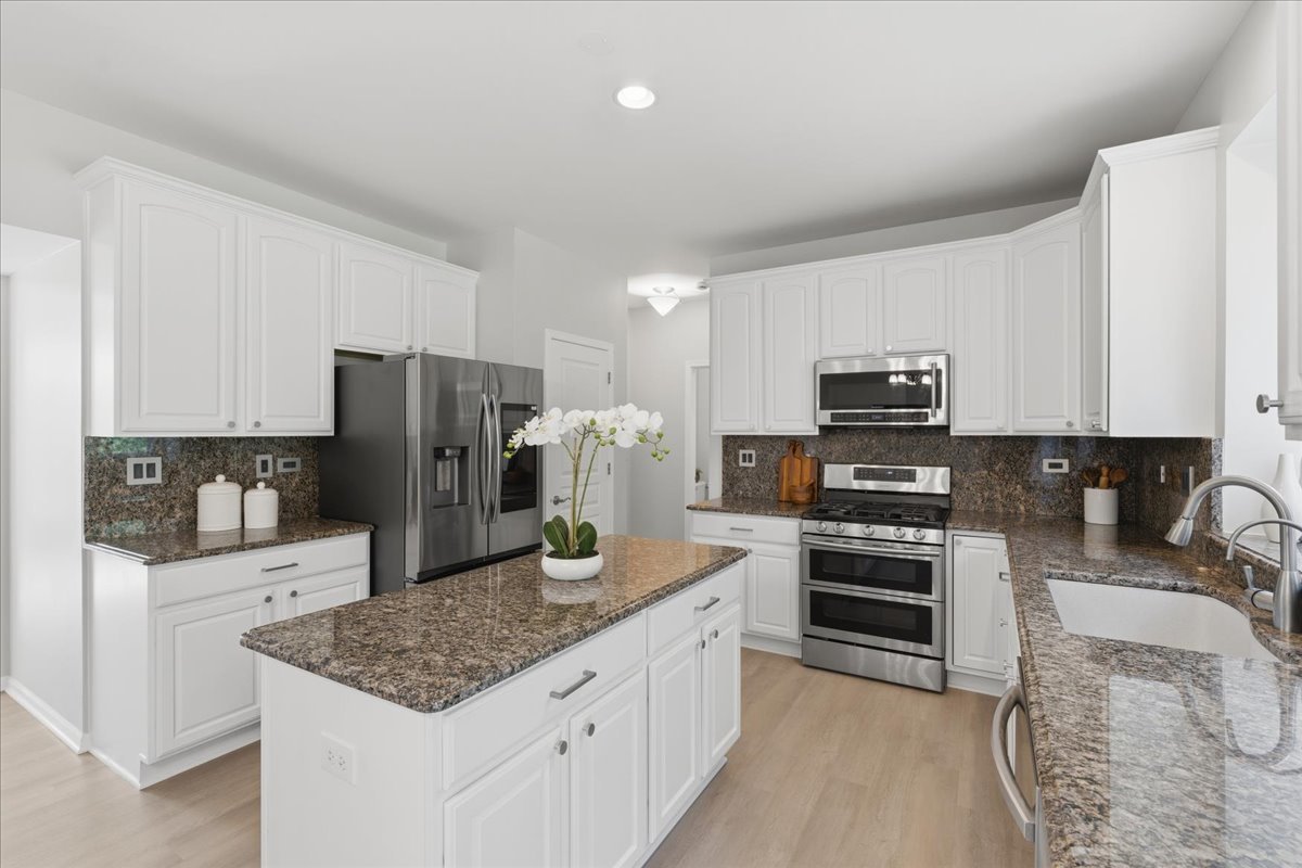 4 Sagebrush Court Property Photo 2