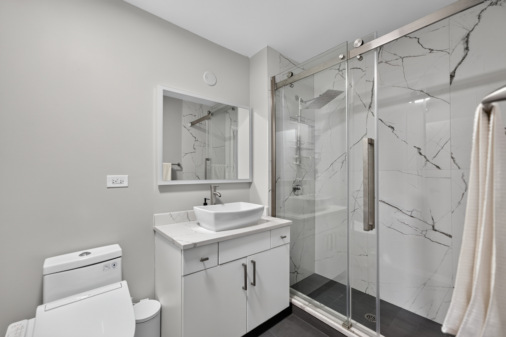 235 W Van Buren Street 4101 Property Photo 29