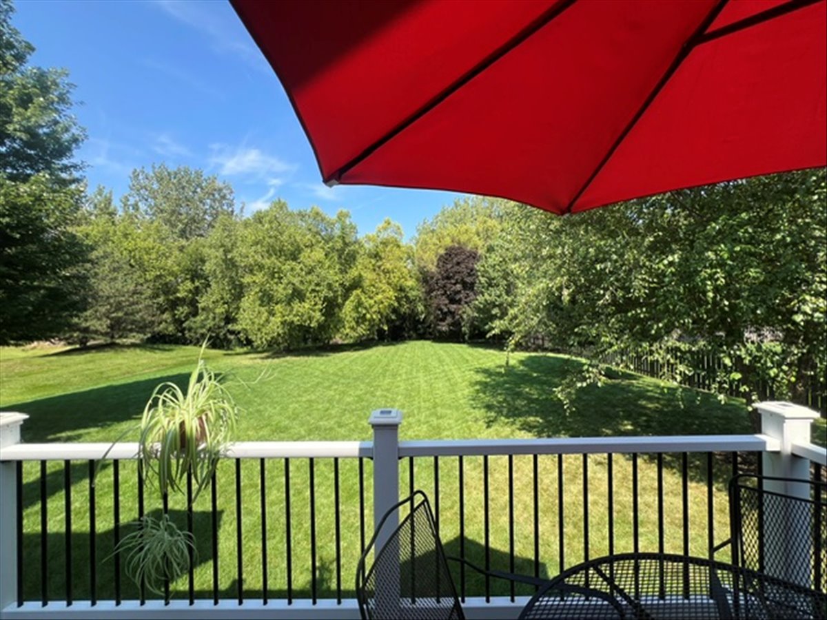1390 Alexandra Boulevard Property Photo 36