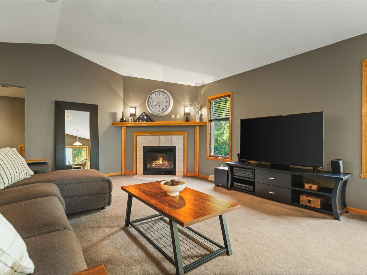 7723 Bridlewood Road Property Photo 7