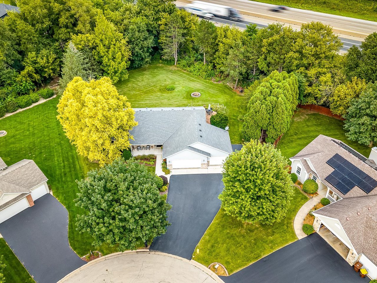 7723 Bridlewood Road Property Photo 35