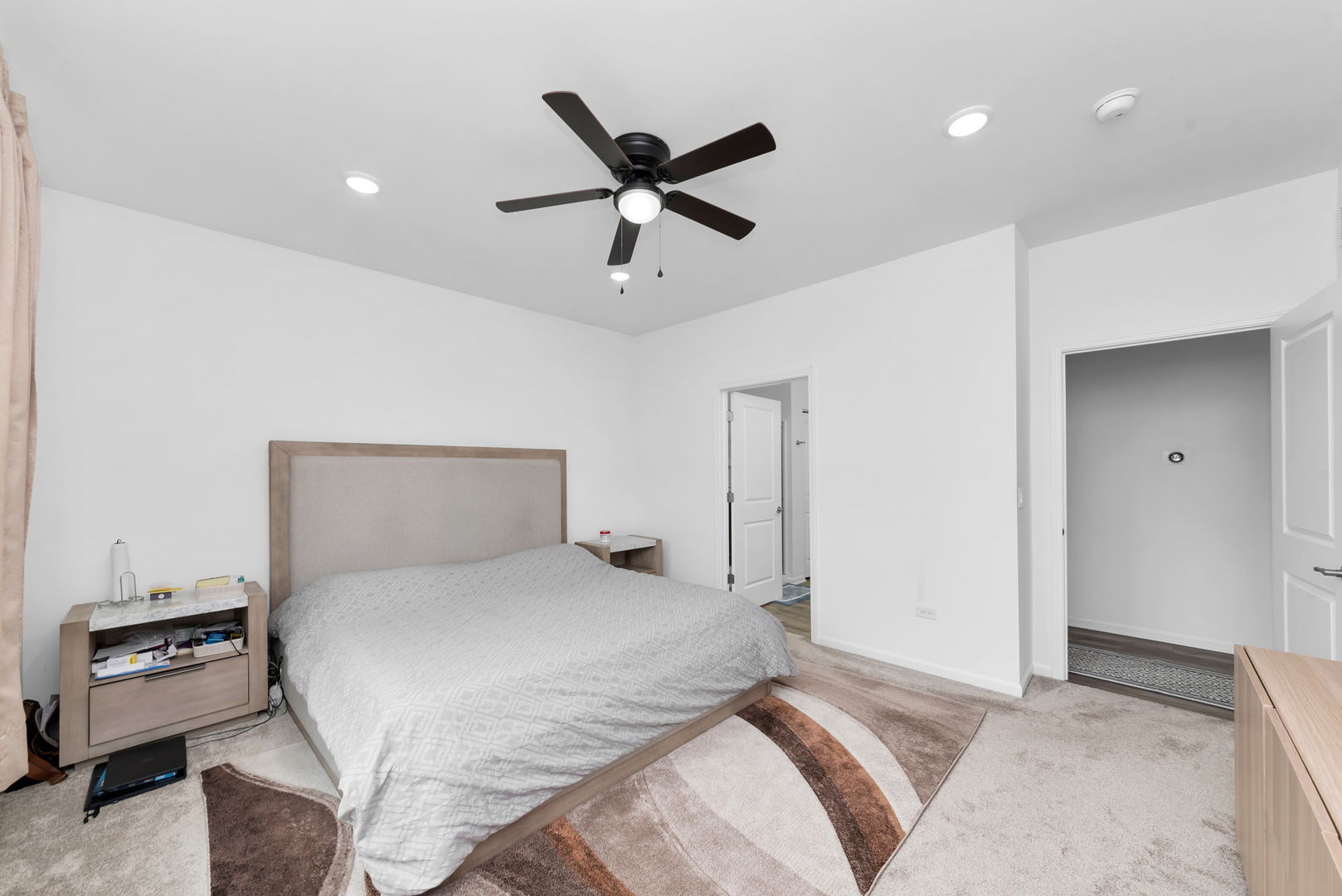 135 S Devoe Drive Property Photo 9