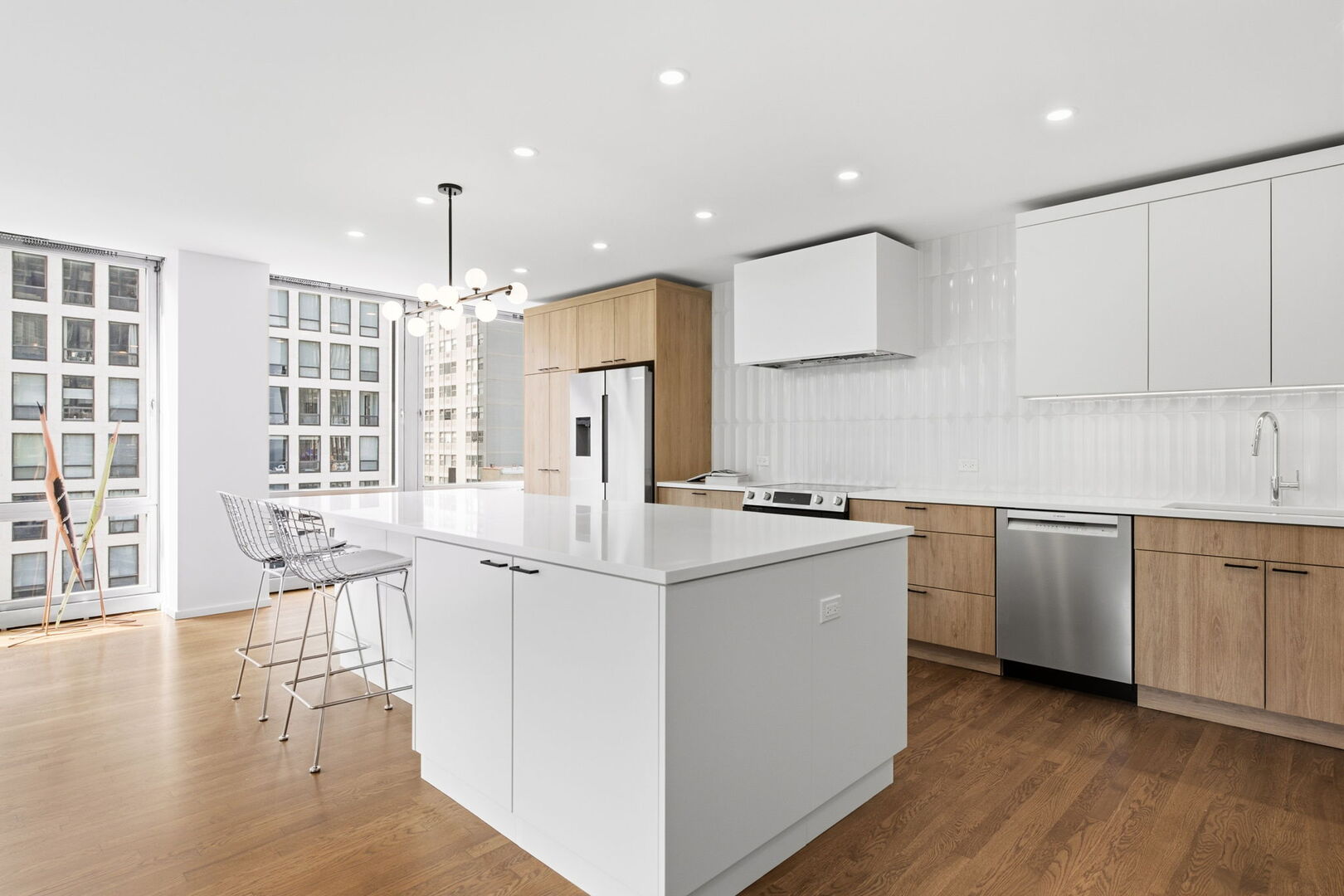 860 N Lake Shore Drive 13l Property Photo 5