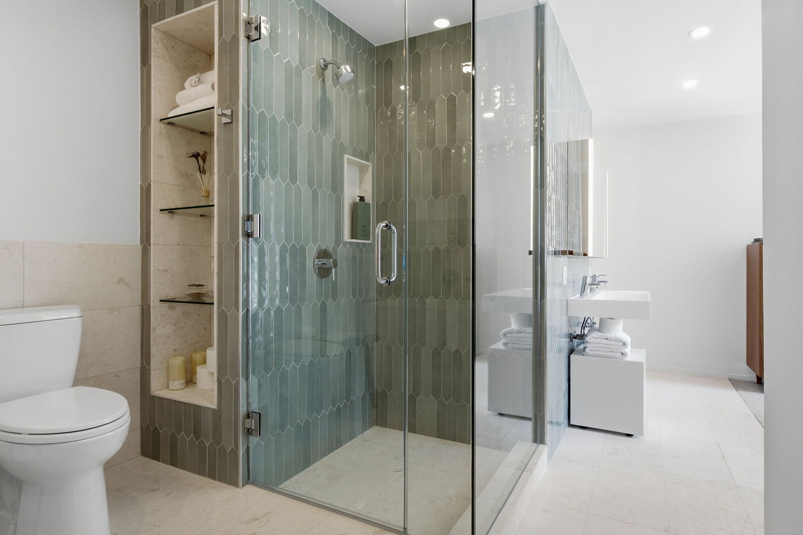 860 N Lake Shore Drive 13l Property Photo 17