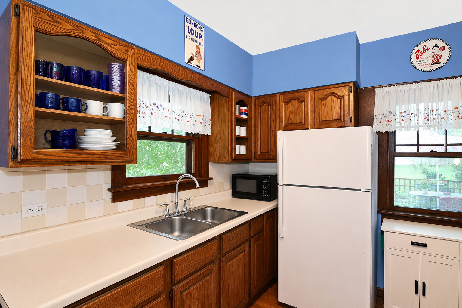 35 W Maple Avenue Property Photo 7