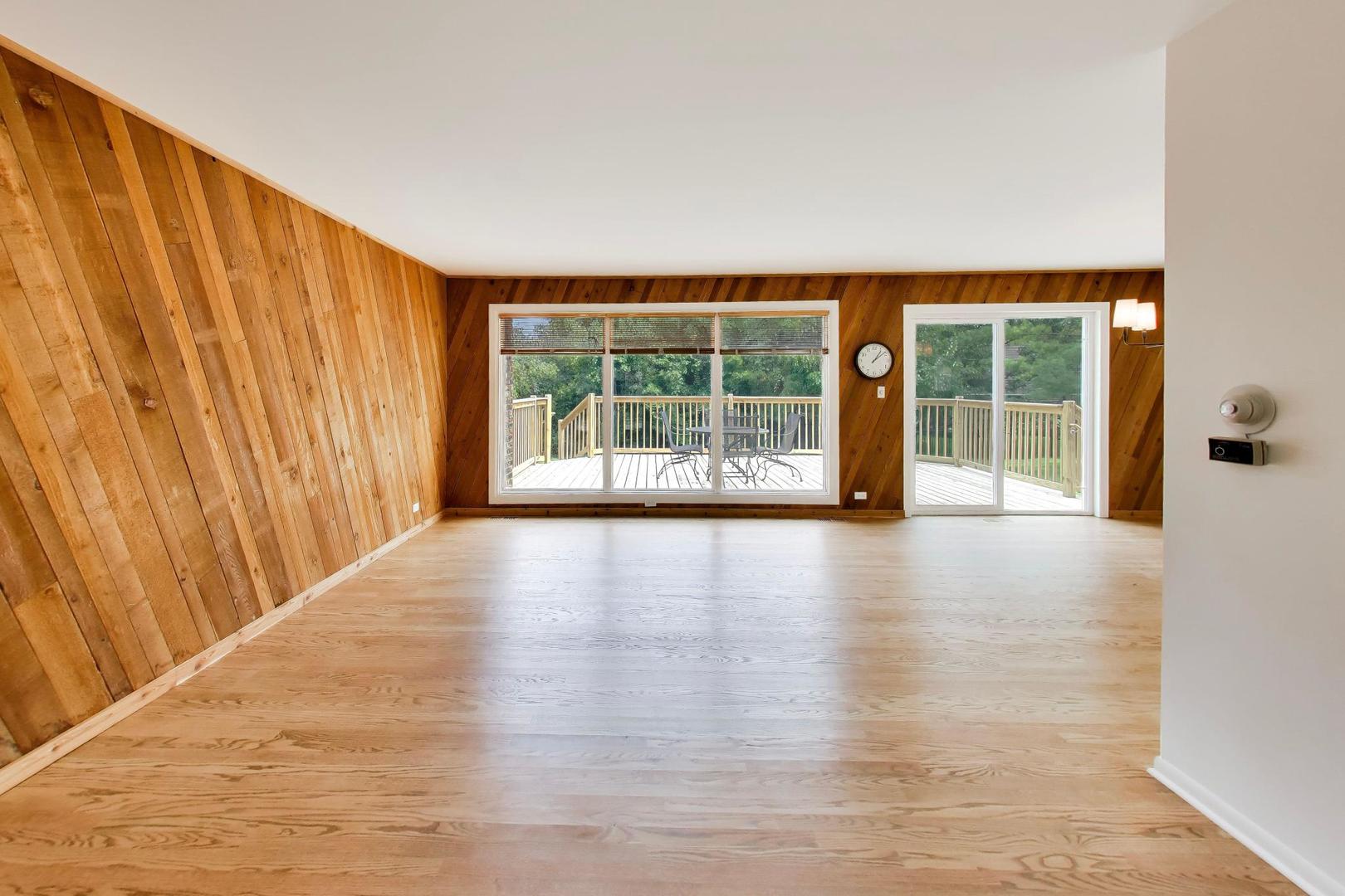2307 N Kennicott Drive Property Photo 6