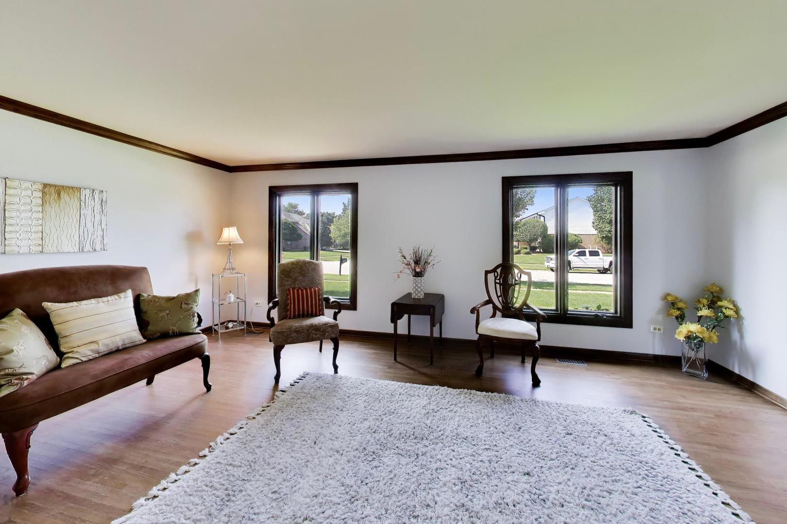 6723 Kingswood Road Property Photo 7