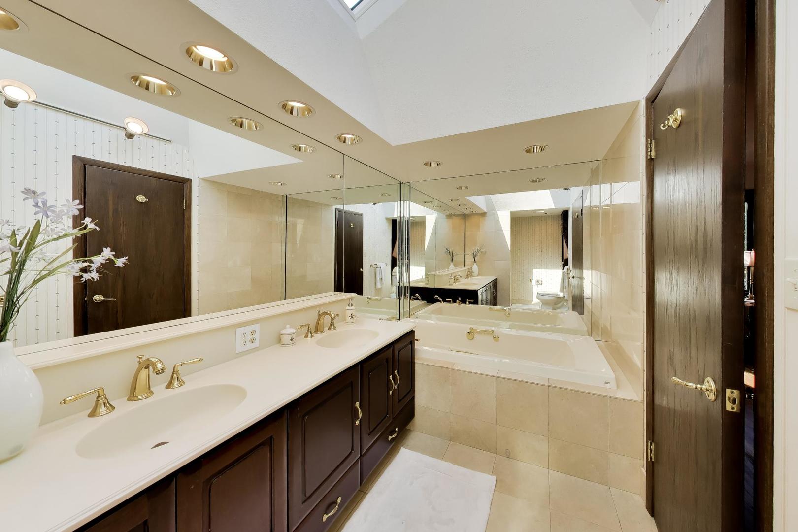 6723 Kingswood Road Property Photo 22