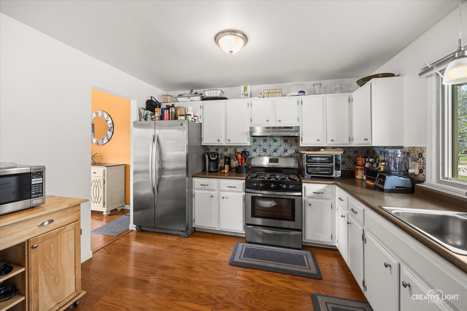 954 Grant Street Property Photo 6