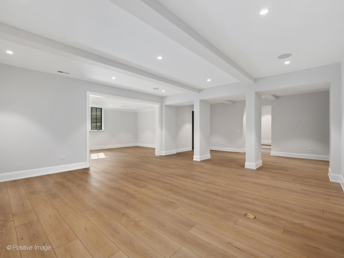 333 W Benton Avenue Property Photo 53