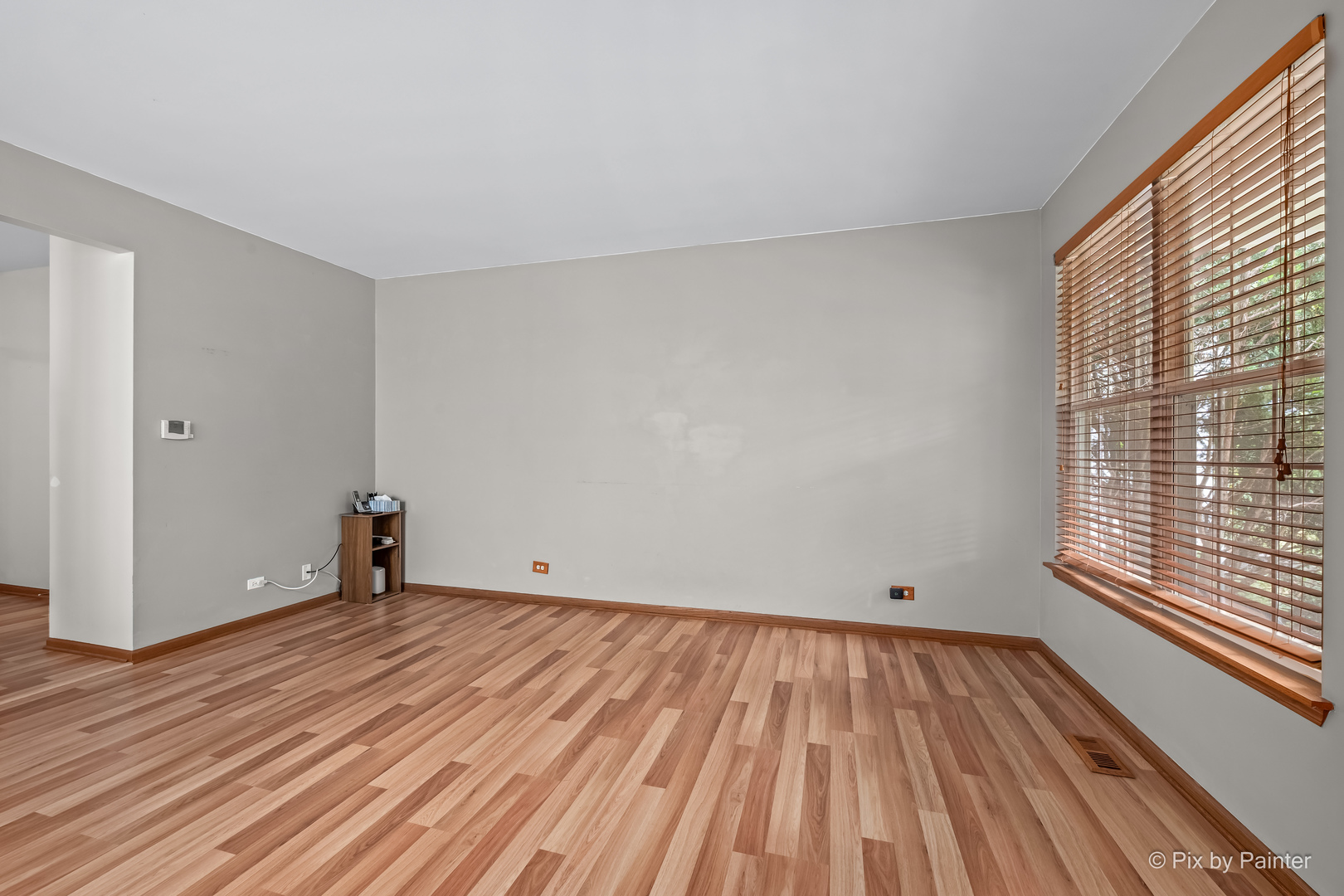 754 Golden Oak Circle Property Photo 4