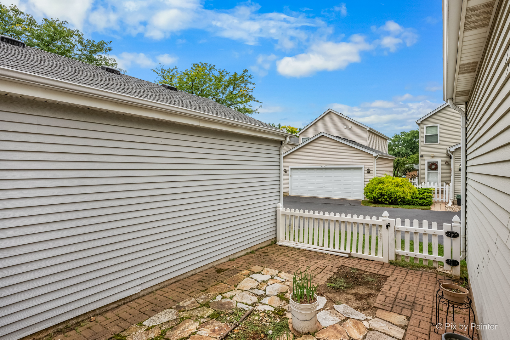 754 Golden Oak Circle Property Photo 26