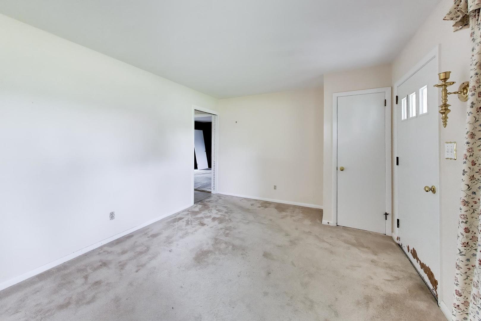 4917 Bonner Drive Property Photo 7