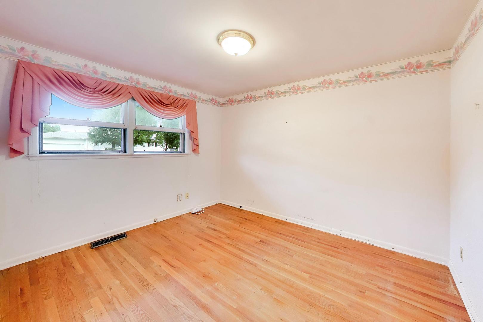 4917 Bonner Drive Property Photo 17