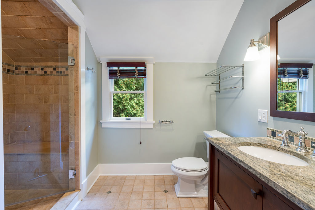 216 4th Street Property Photo 28
