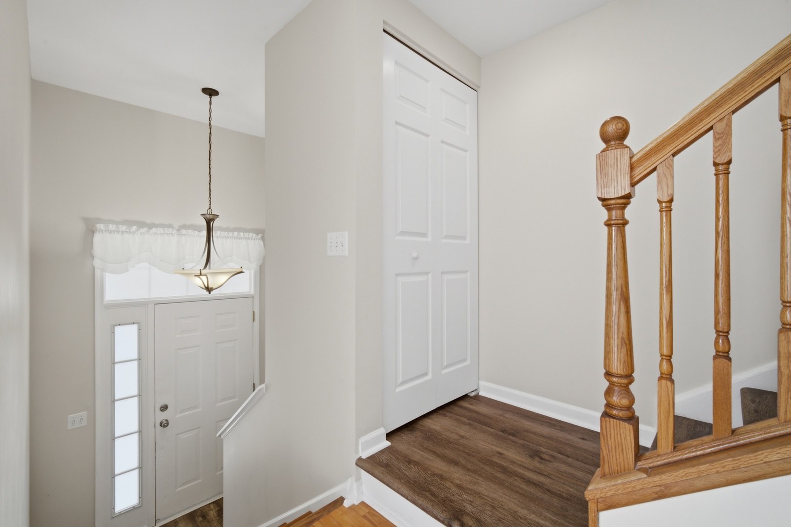 34330 N Goldenrod Road Property Photo 2
