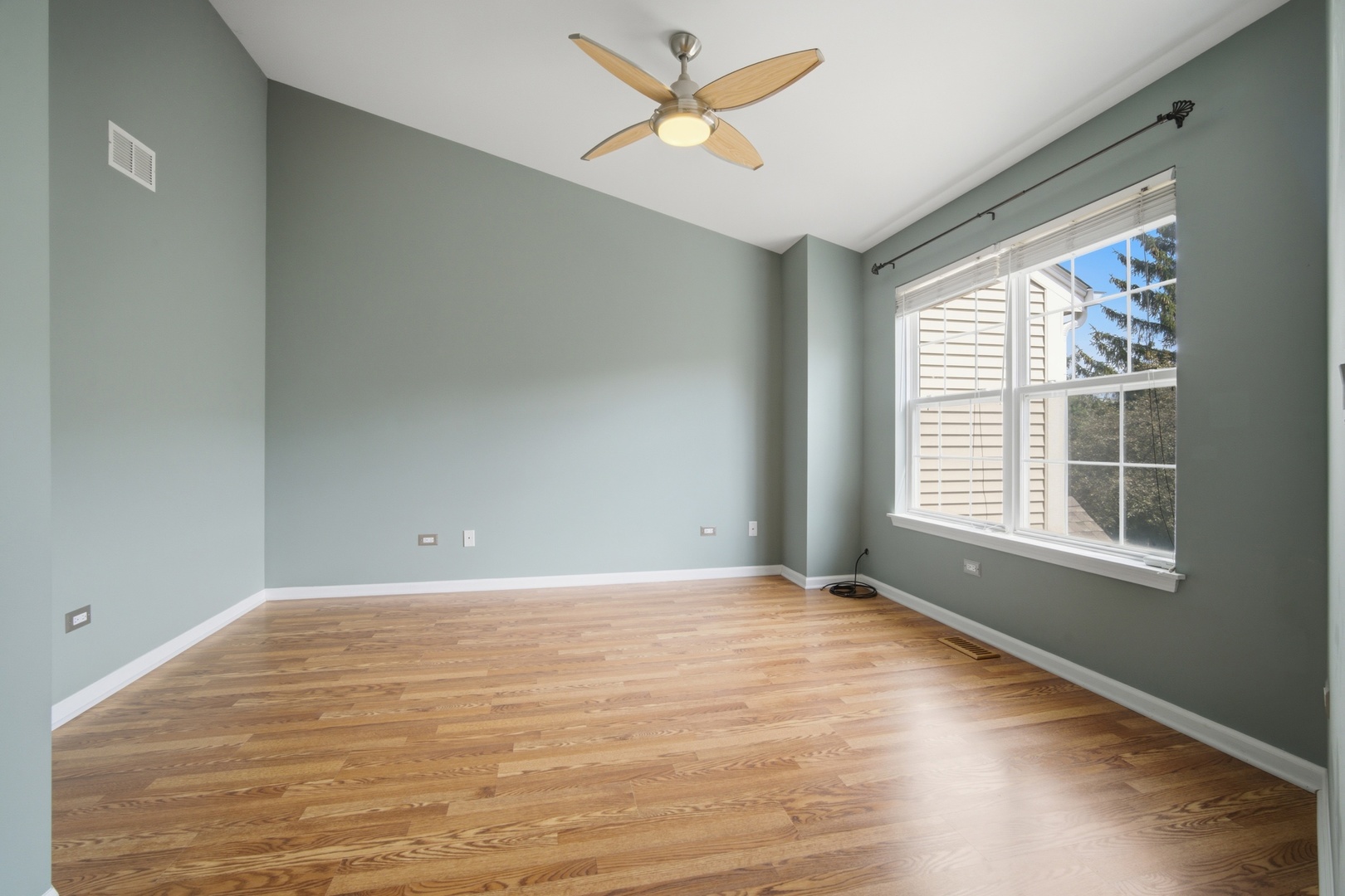 34330 N Goldenrod Road Property Photo 12
