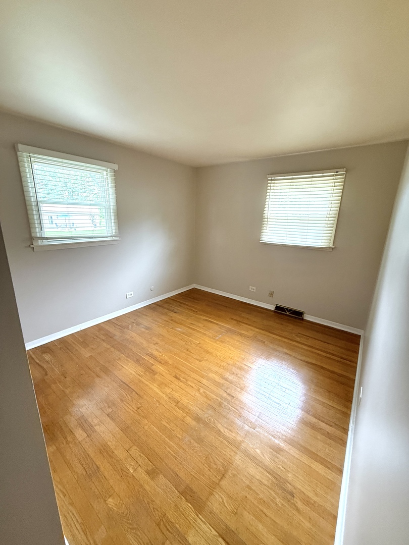 1025 Belair Drive Property Photo 9