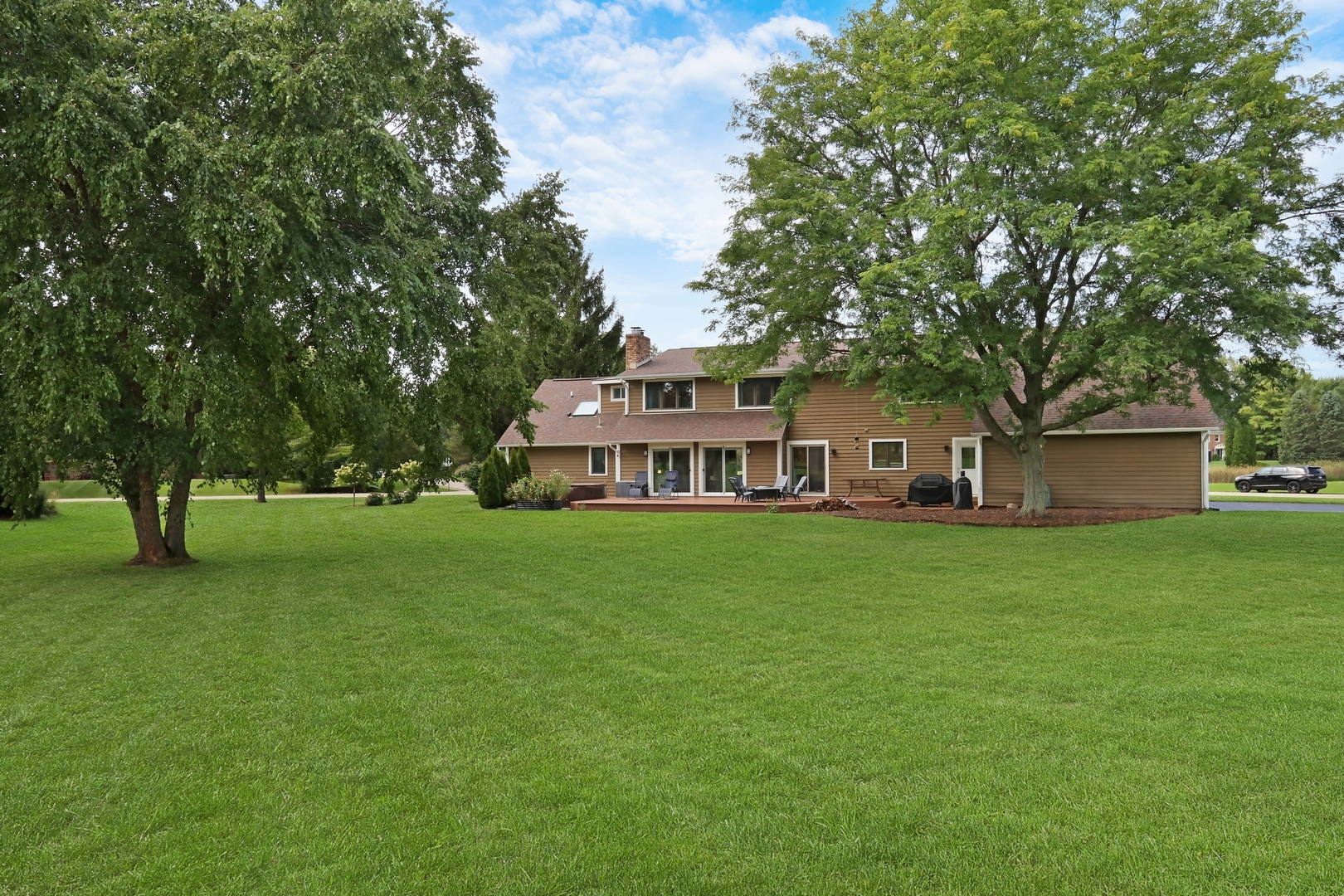 2 Essex Court Property Photo 50