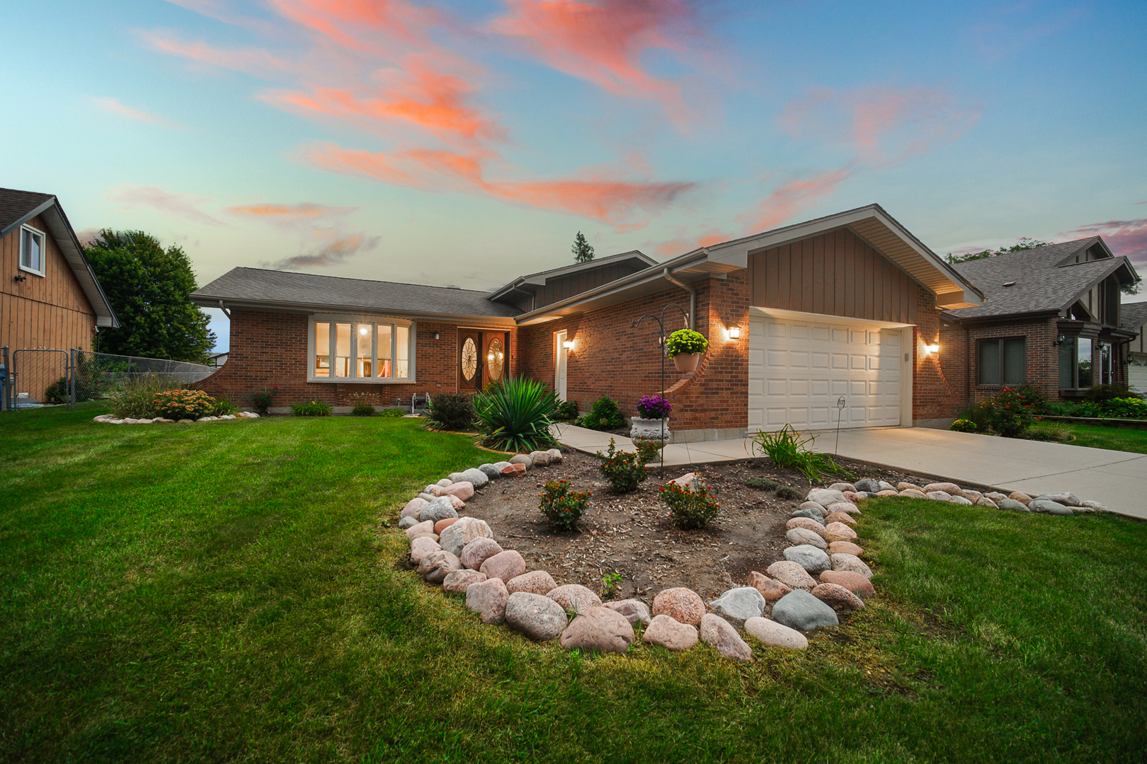 1105 N Itasca Road Property Photo 1