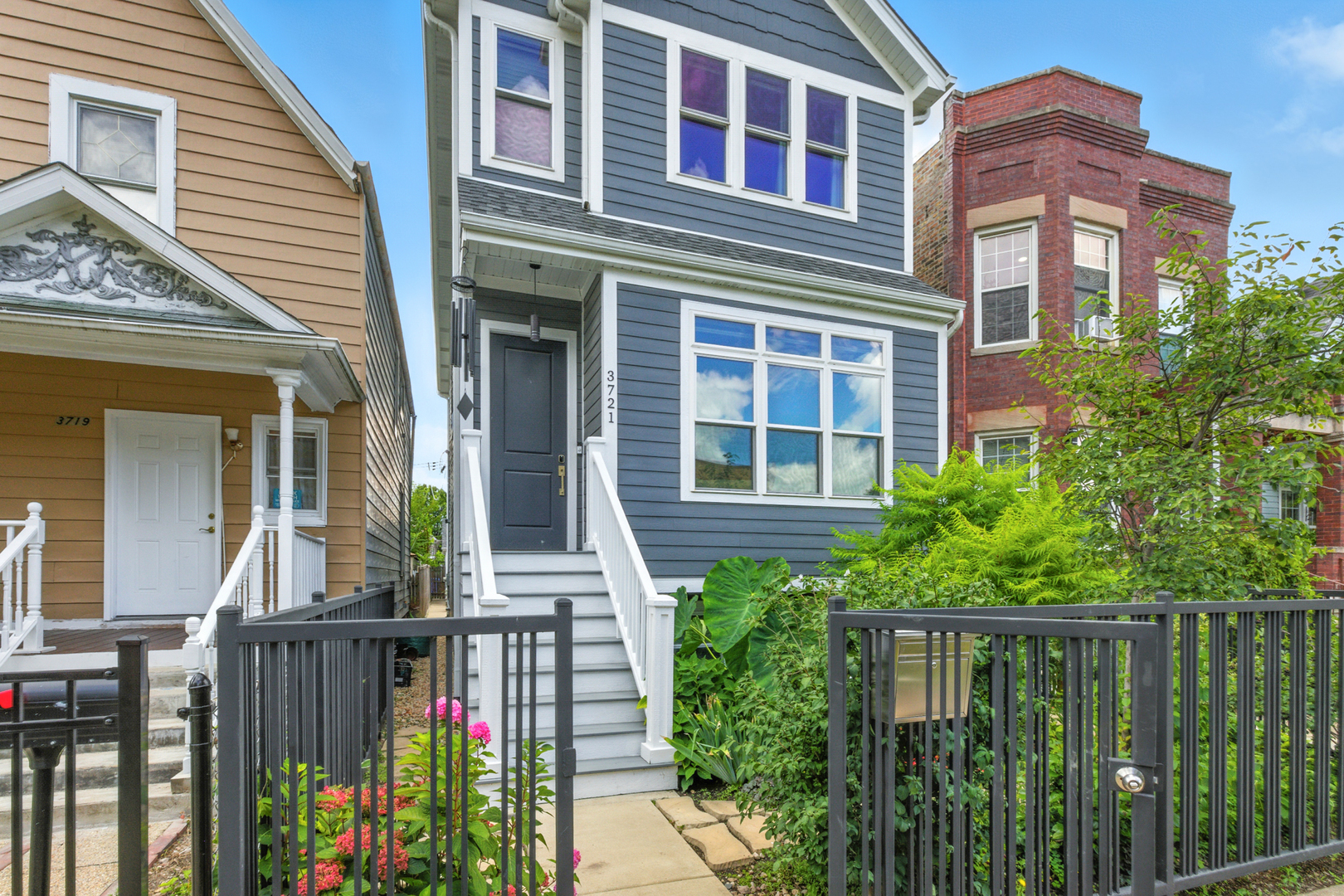 3721 W Wabansia Avenue Property Photo 1