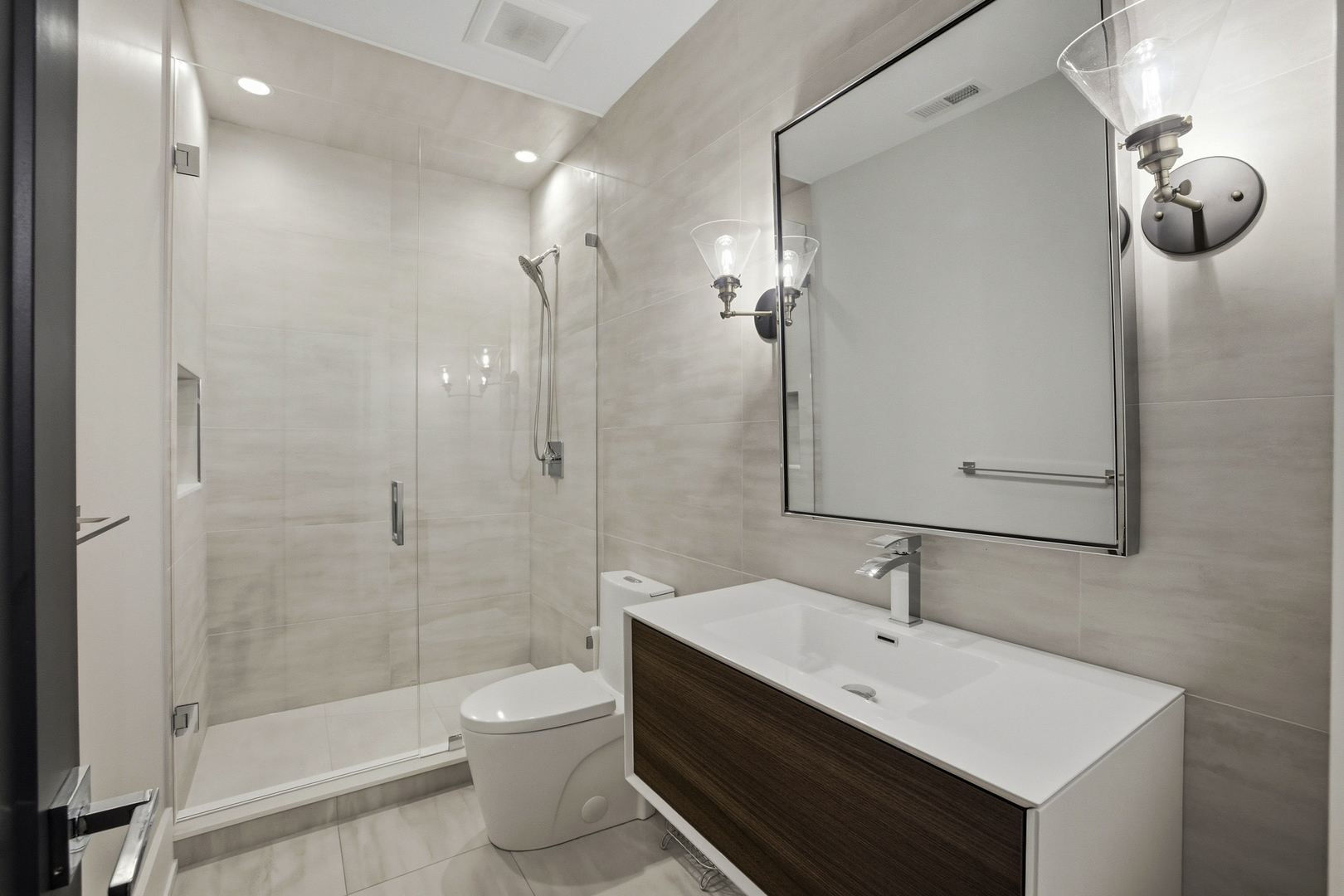3721 W Wabansia Avenue Property Photo 33