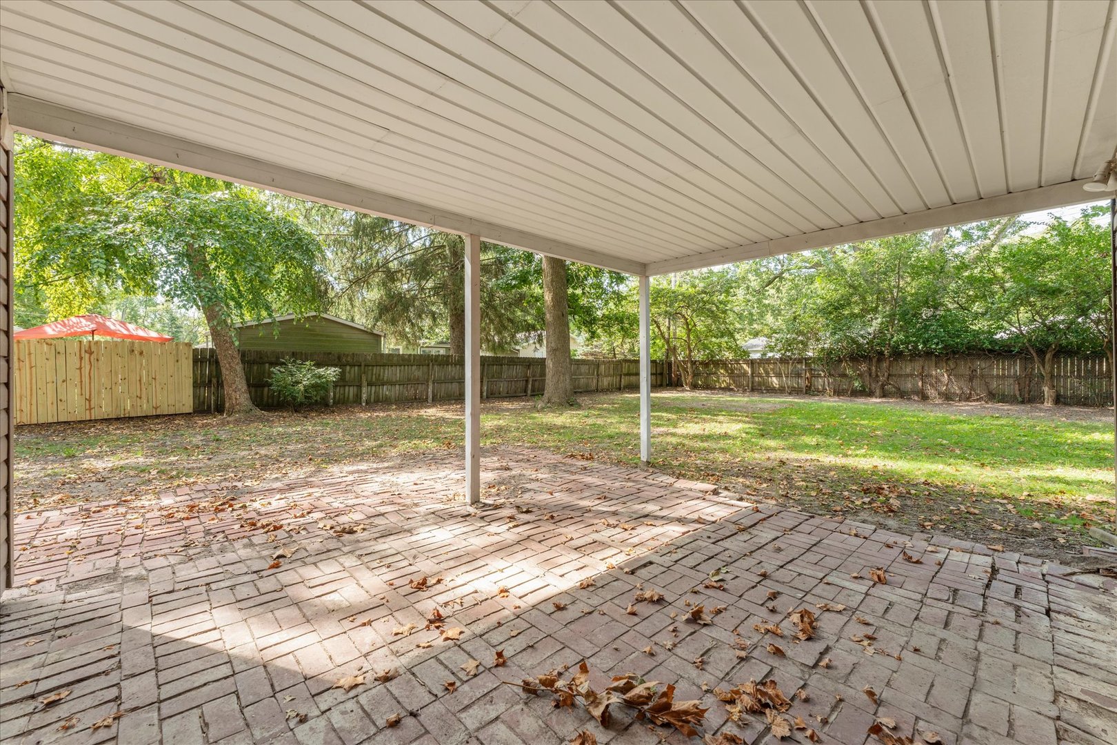 1307 S Western Avenue Property Photo 38