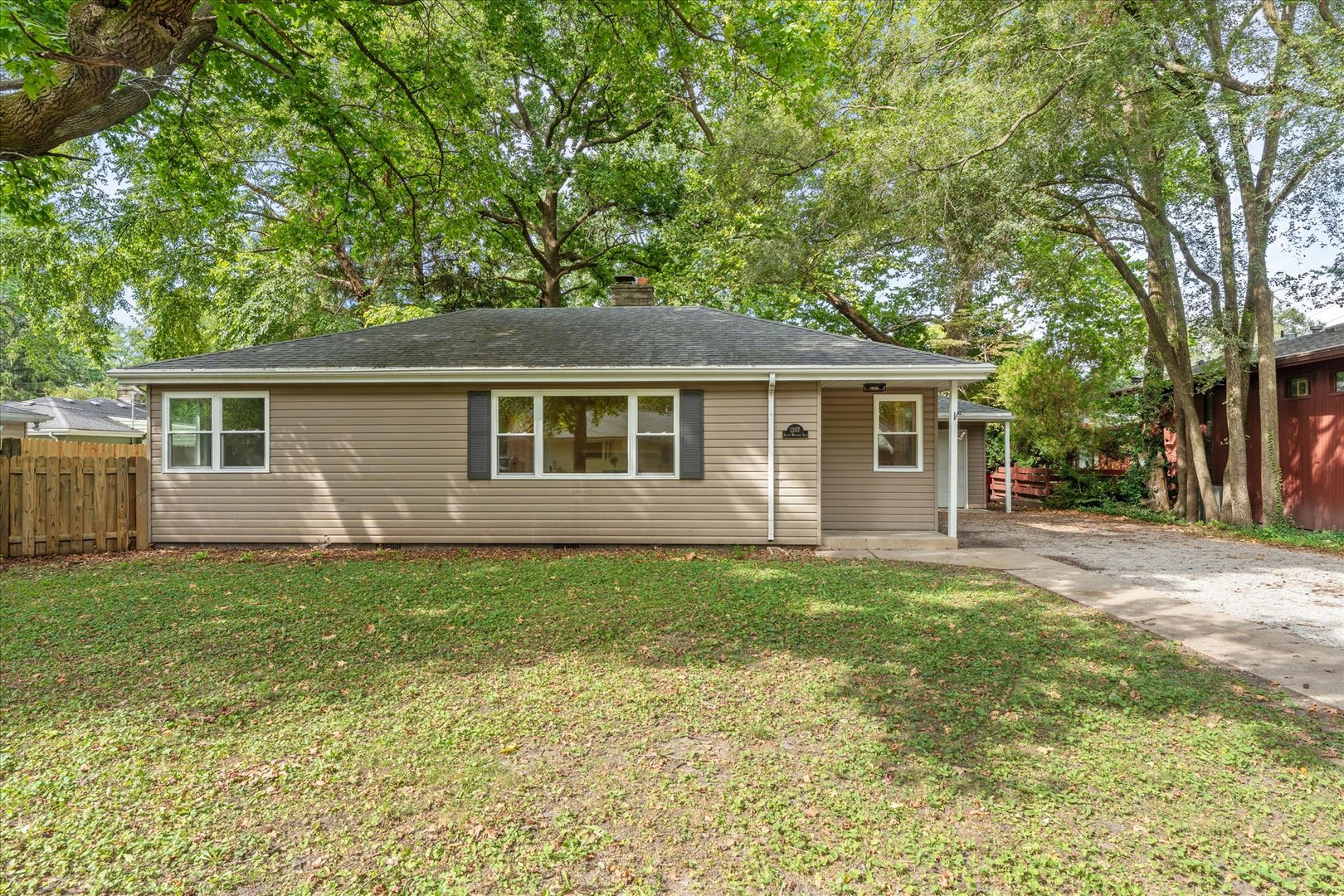 1307 S Western Avenue Property Photo 44